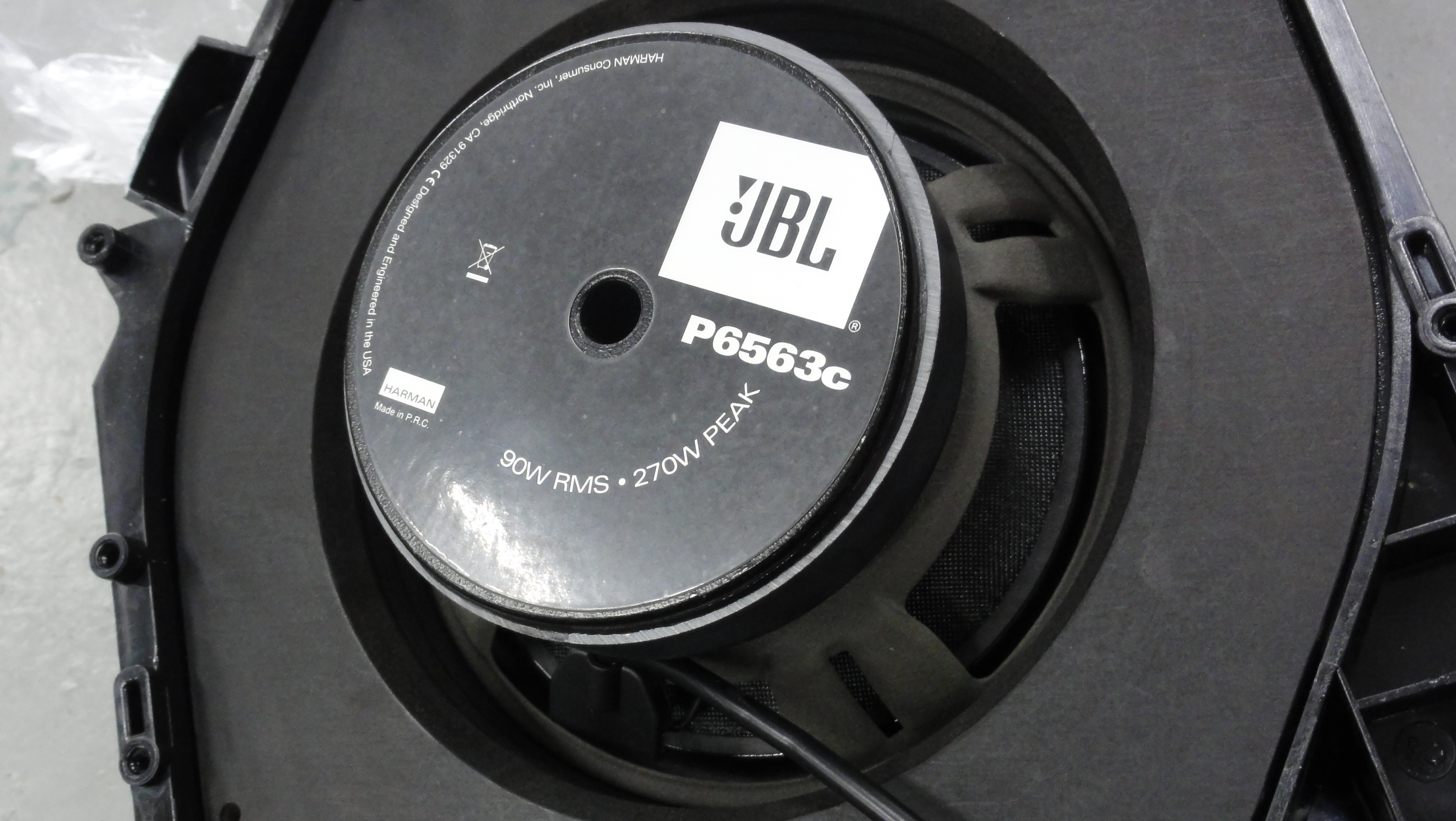 JBL トレードインスピーカーインストール！ | B-PACS STAFF BLOG